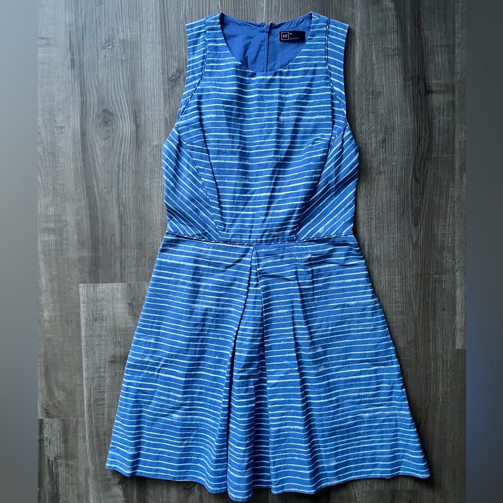 Gap spring dress